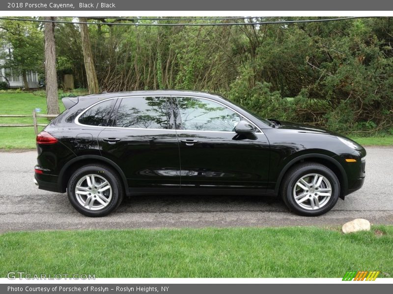 Black / Black 2018 Porsche Cayenne