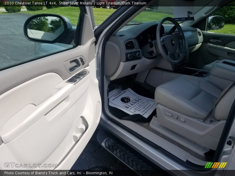 Sheer Silver Metallic / Light Titanium/Dark Titanium 2010 Chevrolet Tahoe LT 4x4
