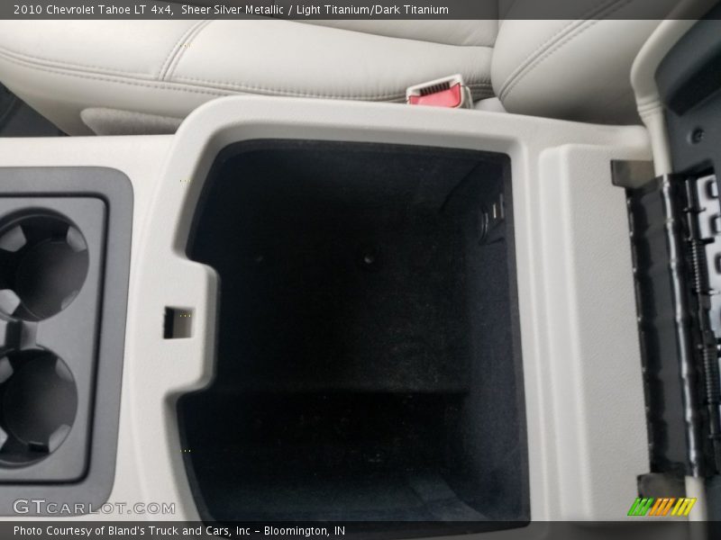 Sheer Silver Metallic / Light Titanium/Dark Titanium 2010 Chevrolet Tahoe LT 4x4