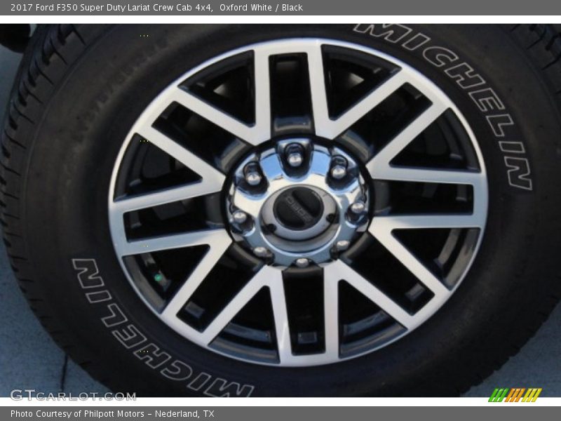 Oxford White / Black 2017 Ford F350 Super Duty Lariat Crew Cab 4x4