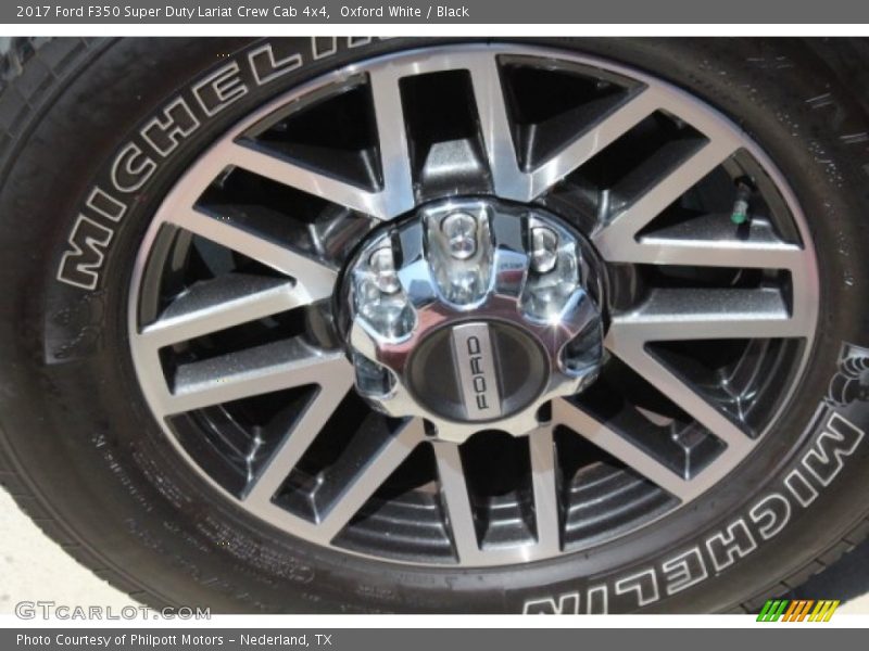 Oxford White / Black 2017 Ford F350 Super Duty Lariat Crew Cab 4x4