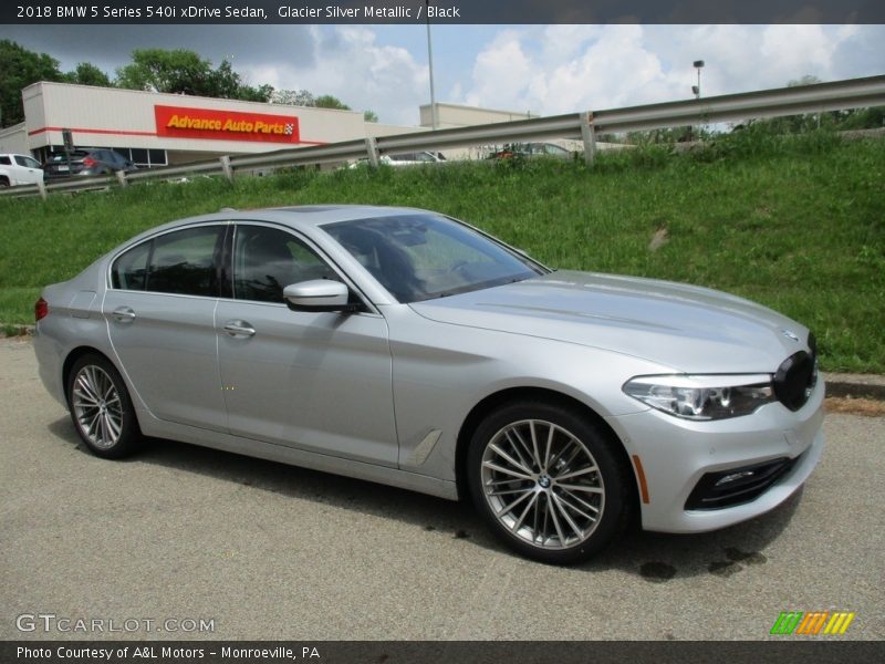 Glacier Silver Metallic / Black 2018 BMW 5 Series 540i xDrive Sedan