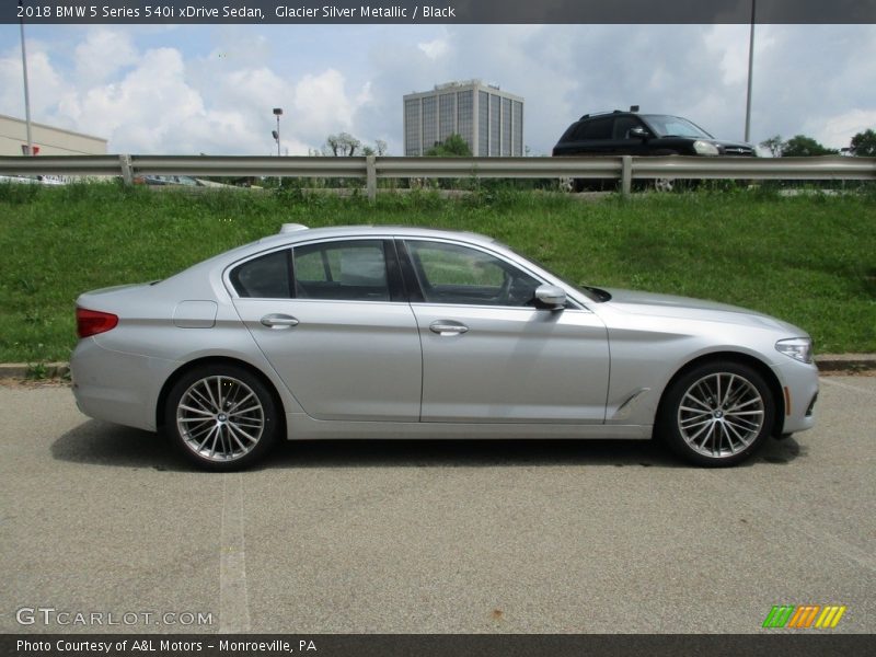 Glacier Silver Metallic / Black 2018 BMW 5 Series 540i xDrive Sedan