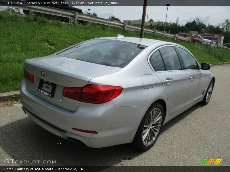 Glacier Silver Metallic / Black 2018 BMW 5 Series 540i xDrive Sedan