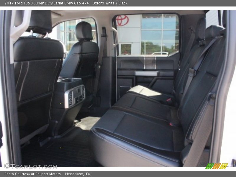 Oxford White / Black 2017 Ford F350 Super Duty Lariat Crew Cab 4x4
