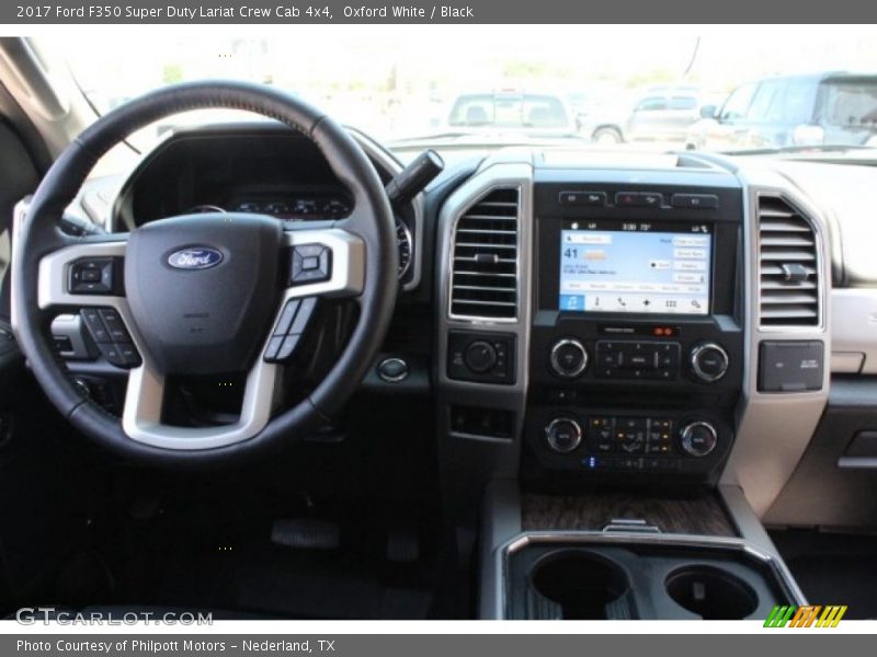 Oxford White / Black 2017 Ford F350 Super Duty Lariat Crew Cab 4x4