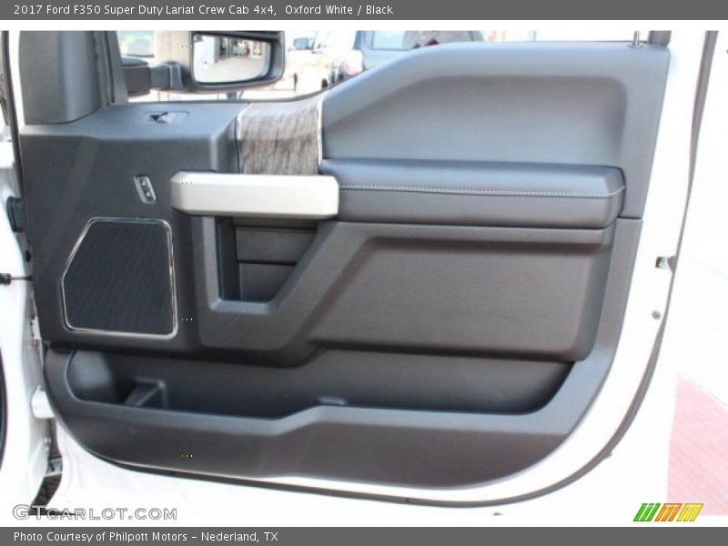 Oxford White / Black 2017 Ford F350 Super Duty Lariat Crew Cab 4x4