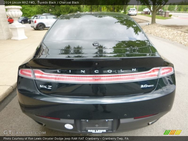Tuxedo Black / Charcoal Black 2014 Lincoln MKZ FWD