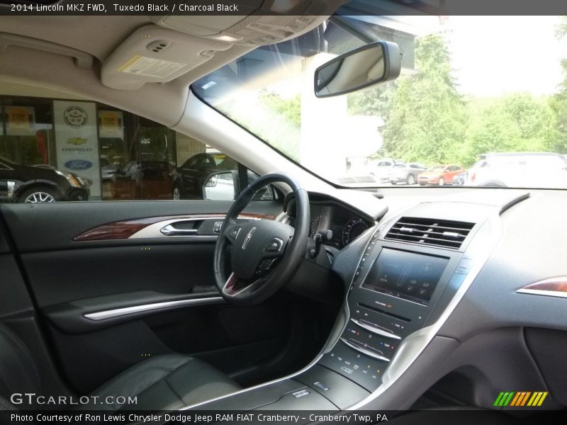 Tuxedo Black / Charcoal Black 2014 Lincoln MKZ FWD