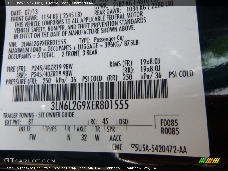 Tuxedo Black / Charcoal Black 2014 Lincoln MKZ FWD