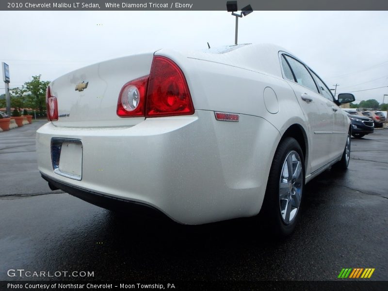 White Diamond Tricoat / Ebony 2010 Chevrolet Malibu LT Sedan