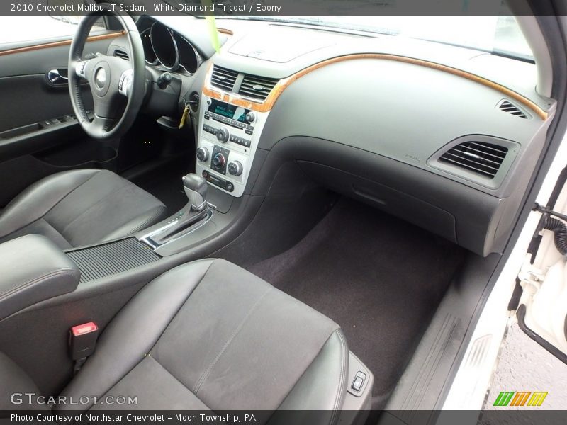 White Diamond Tricoat / Ebony 2010 Chevrolet Malibu LT Sedan
