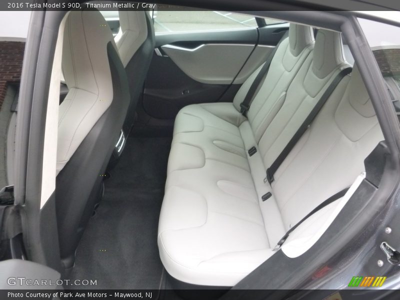 Rear Seat of 2016 Model S 90D