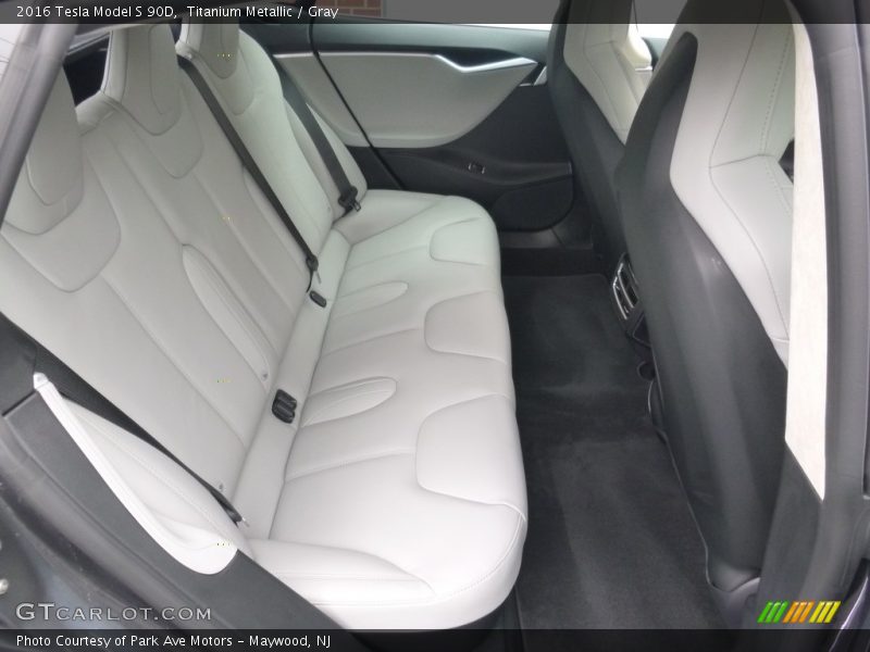 Rear Seat of 2016 Model S 90D