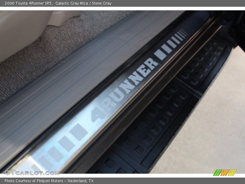 Galactic Gray Mica / Stone Gray 2006 Toyota 4Runner SR5