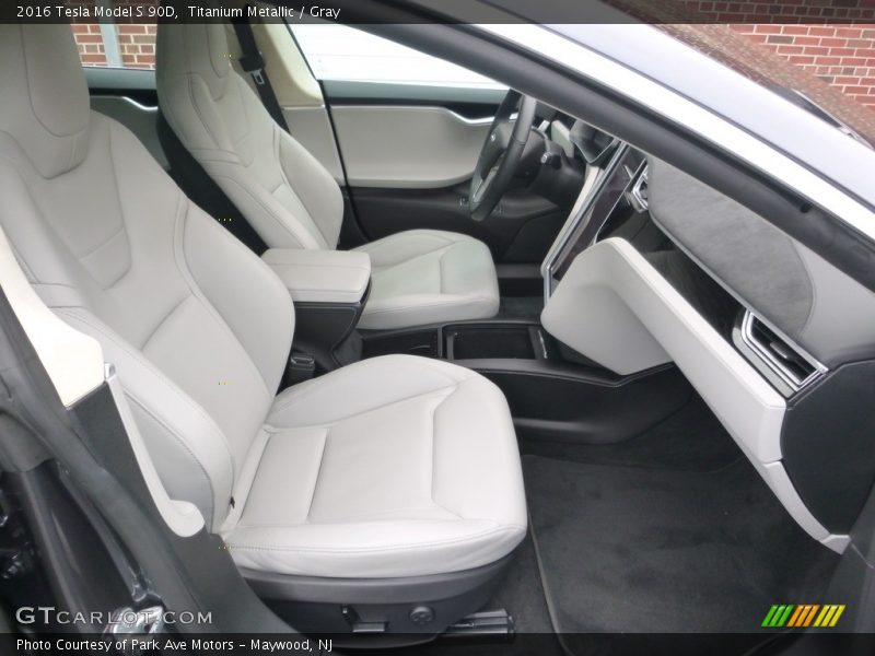 Front Seat of 2016 Model S 90D
