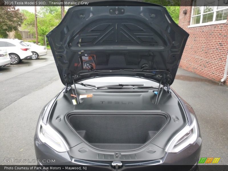  2016 Model S 90D Trunk