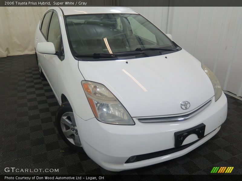 Super White / Gray 2006 Toyota Prius Hybrid