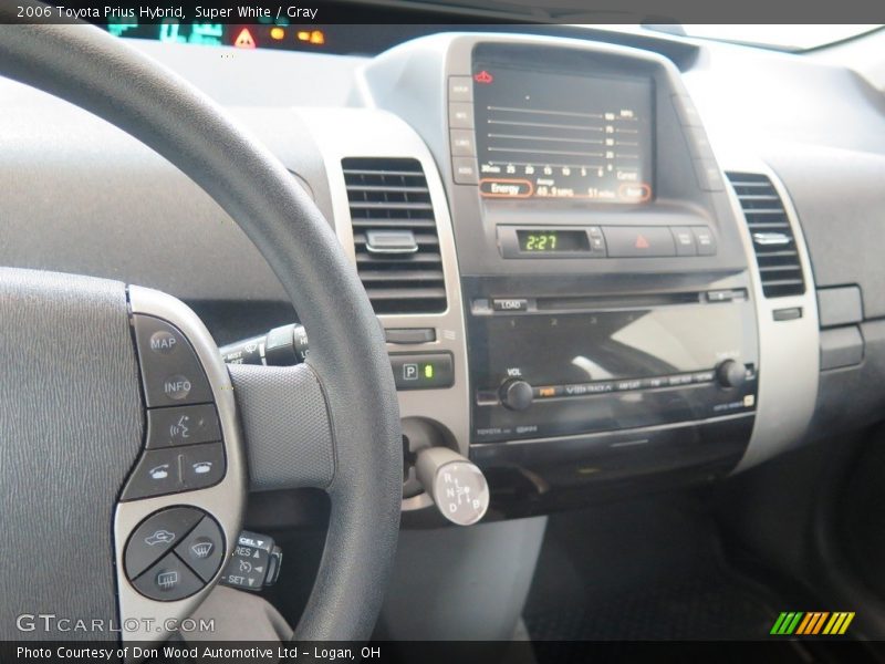 Super White / Gray 2006 Toyota Prius Hybrid