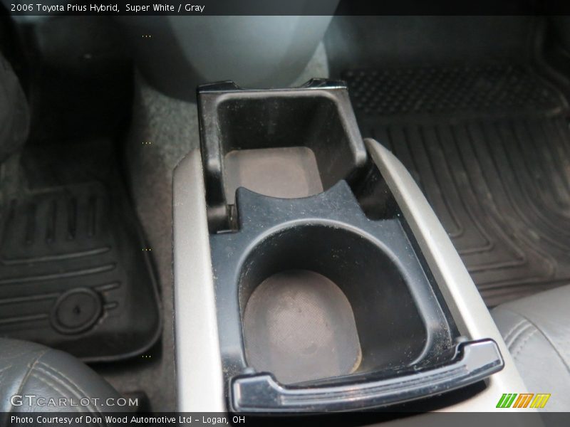 Super White / Gray 2006 Toyota Prius Hybrid