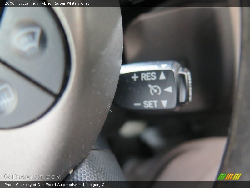 Super White / Gray 2006 Toyota Prius Hybrid