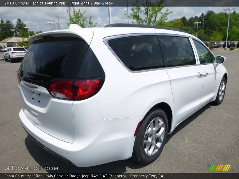 Bright White / Black/Alloy 2018 Chrysler Pacifica Touring Plus