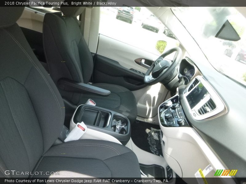Bright White / Black/Alloy 2018 Chrysler Pacifica Touring Plus