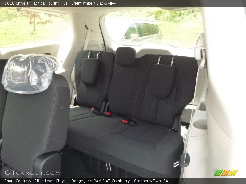 Bright White / Black/Alloy 2018 Chrysler Pacifica Touring Plus