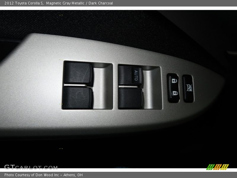 Magnetic Gray Metallic / Dark Charcoal 2012 Toyota Corolla S