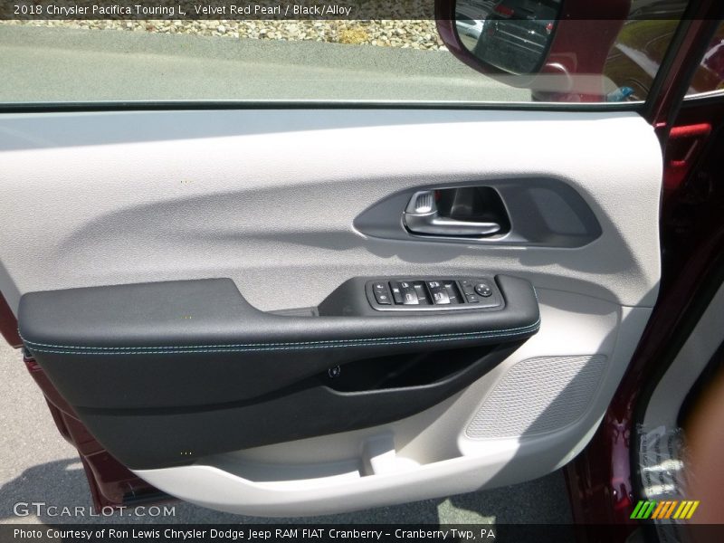 Velvet Red Pearl / Black/Alloy 2018 Chrysler Pacifica Touring L