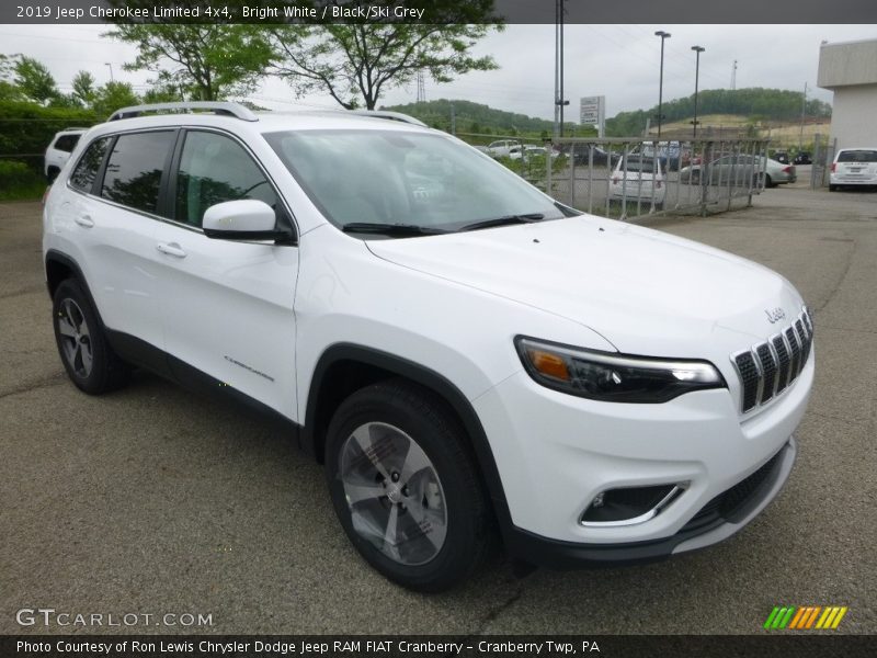 Bright White / Black/Ski Grey 2019 Jeep Cherokee Limited 4x4