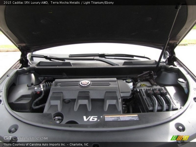 Terra Mocha Metallic / Light Titanium/Ebony 2015 Cadillac SRX Luxury AWD