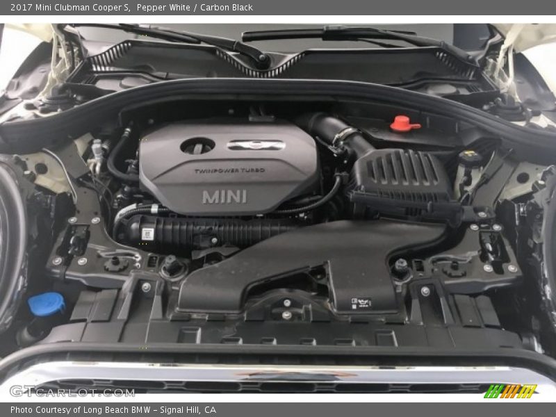 Pepper White / Carbon Black 2017 Mini Clubman Cooper S