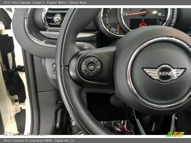 Pepper White / Carbon Black 2017 Mini Clubman Cooper S