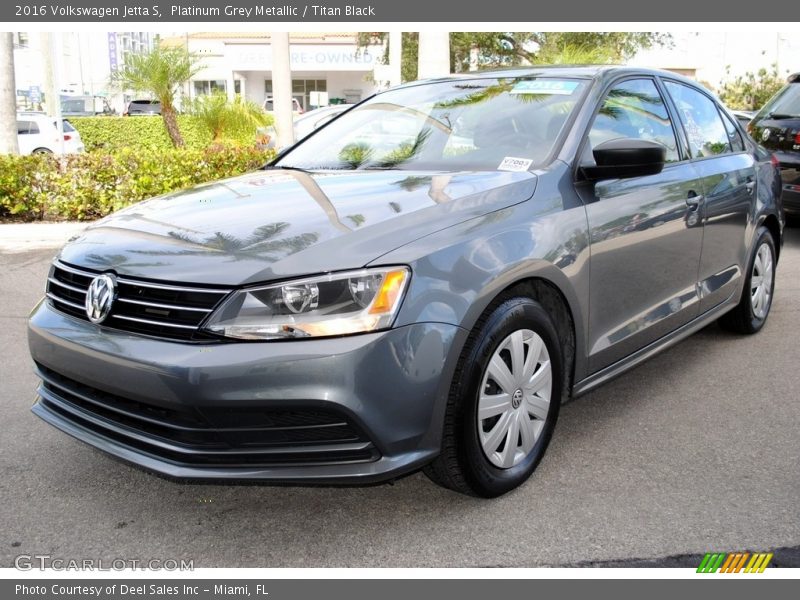 Platinum Grey Metallic / Titan Black 2016 Volkswagen Jetta S