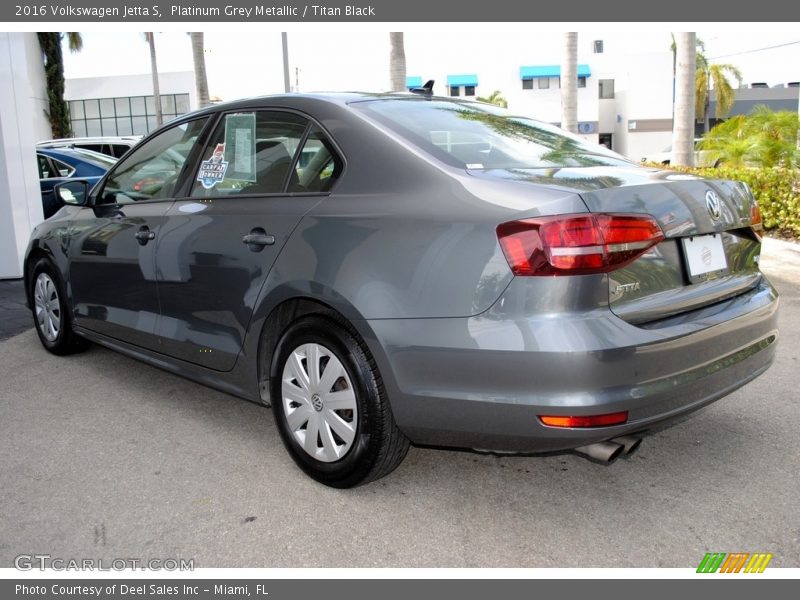 Platinum Grey Metallic / Titan Black 2016 Volkswagen Jetta S