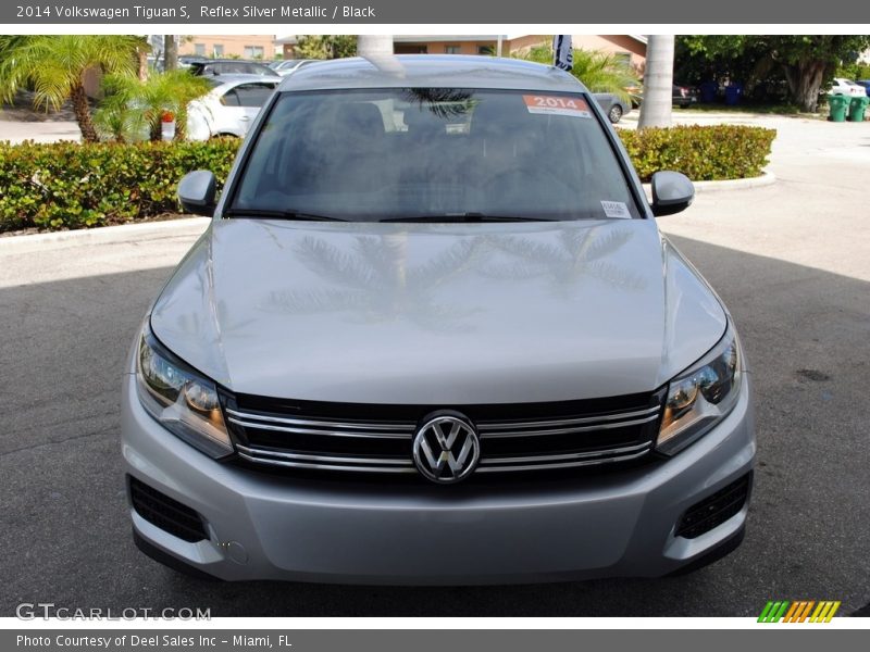 Reflex Silver Metallic / Black 2014 Volkswagen Tiguan S
