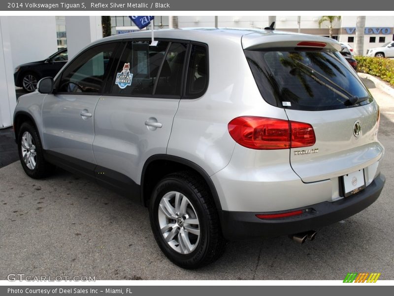 Reflex Silver Metallic / Black 2014 Volkswagen Tiguan S