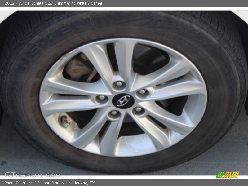 Shimmering White / Camel 2013 Hyundai Sonata GLS