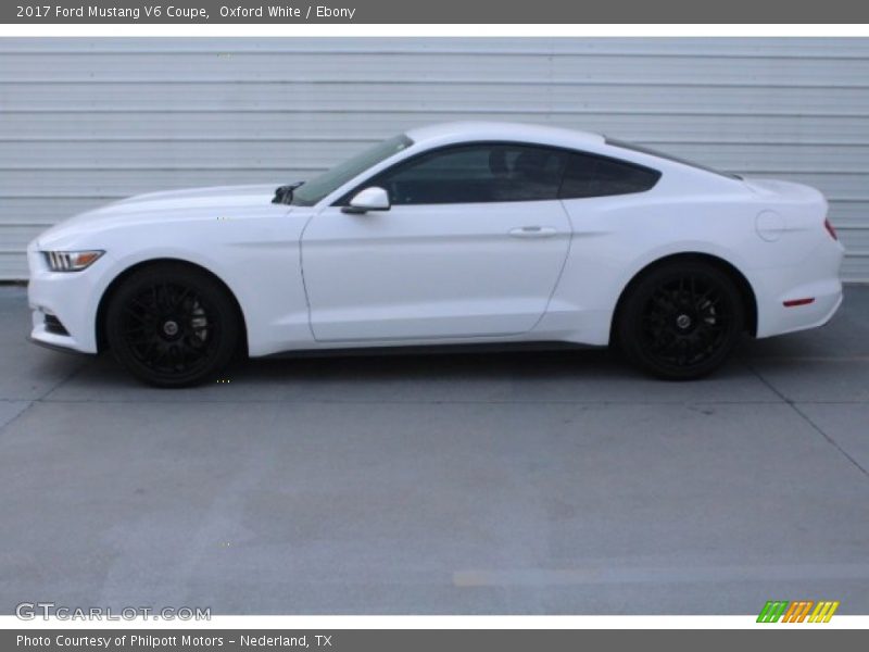 Oxford White / Ebony 2017 Ford Mustang V6 Coupe