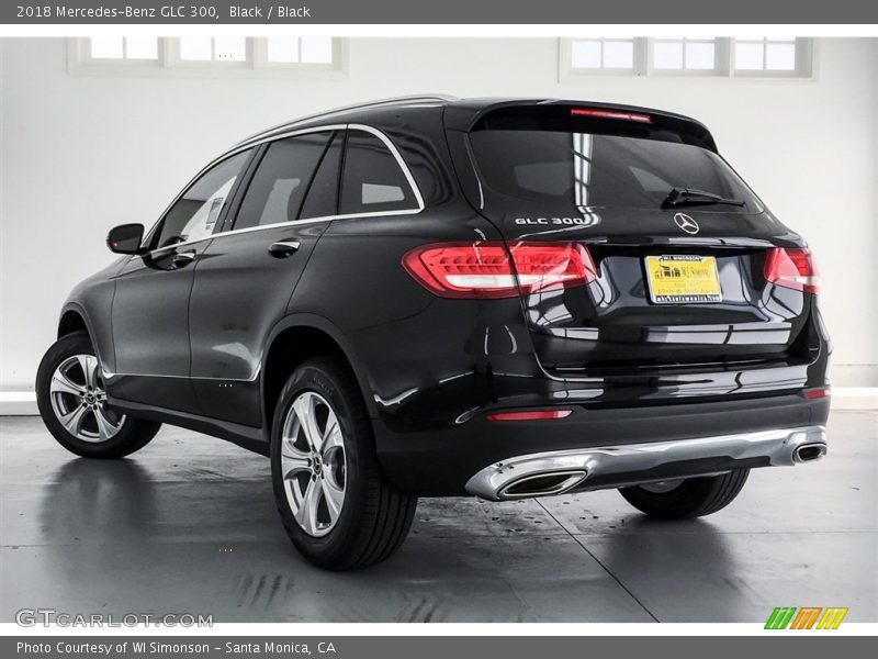 Black / Black 2018 Mercedes-Benz GLC 300