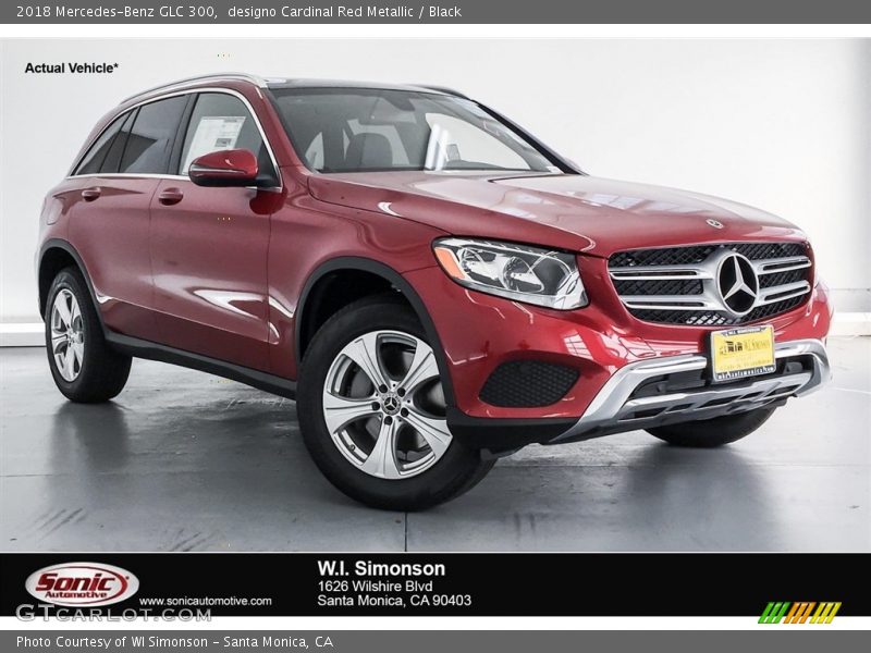 designo Cardinal Red Metallic / Black 2018 Mercedes-Benz GLC 300