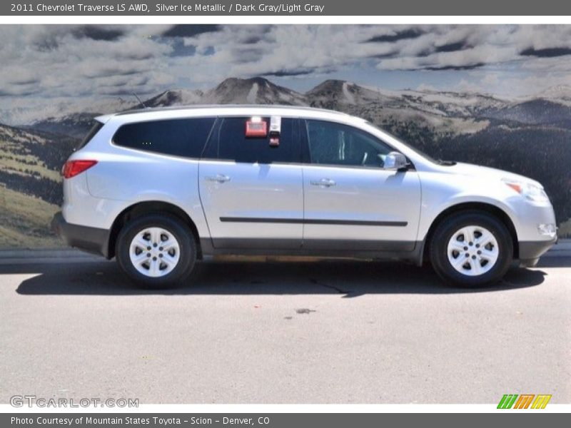 Silver Ice Metallic / Dark Gray/Light Gray 2011 Chevrolet Traverse LS AWD
