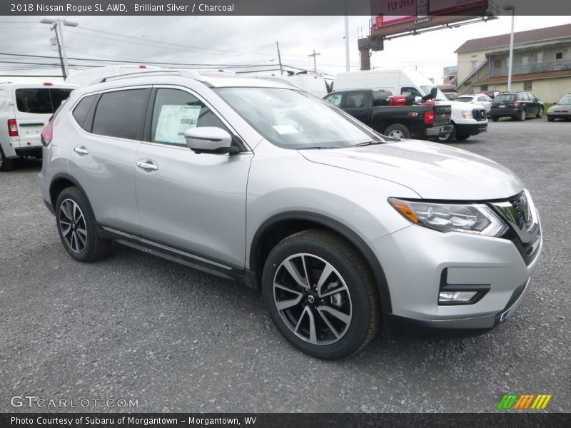 Front 3/4 View of 2018 Rogue SL AWD