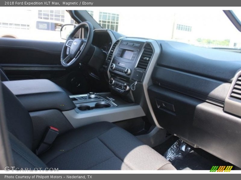 Magnetic / Ebony 2018 Ford Expedition XLT Max