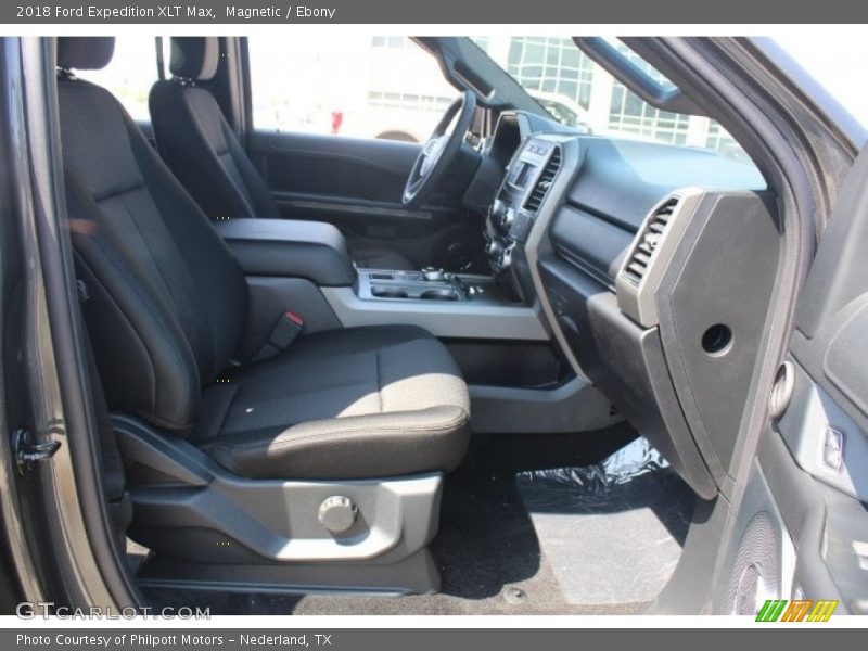 Magnetic / Ebony 2018 Ford Expedition XLT Max