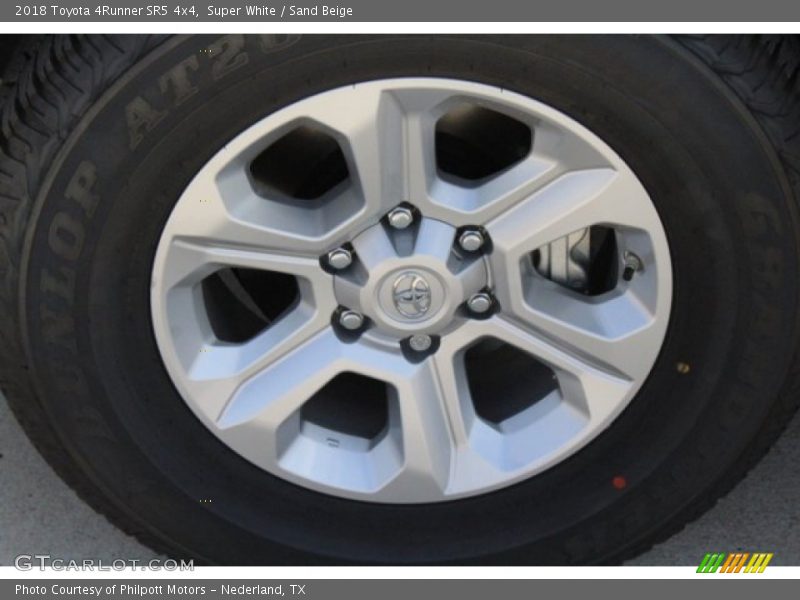 Super White / Sand Beige 2018 Toyota 4Runner SR5 4x4