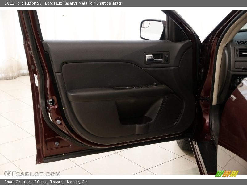 Bordeaux Reserve Metallic / Charcoal Black 2012 Ford Fusion SE