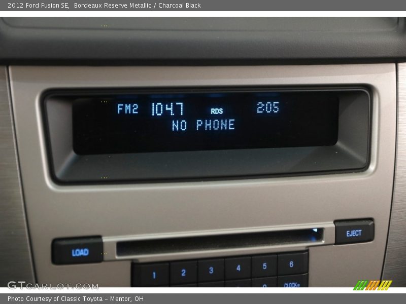 Bordeaux Reserve Metallic / Charcoal Black 2012 Ford Fusion SE
