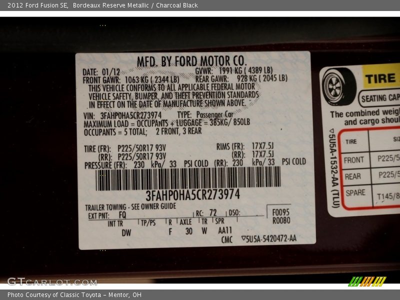 Bordeaux Reserve Metallic / Charcoal Black 2012 Ford Fusion SE